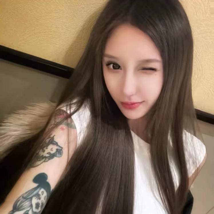墨臂缠花腿
