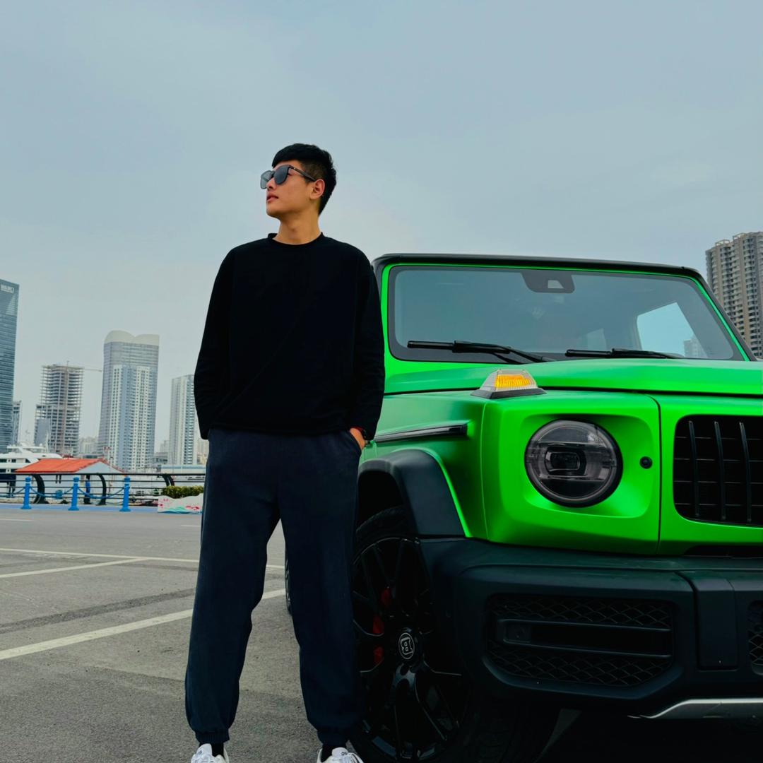 龙龙🚶-_