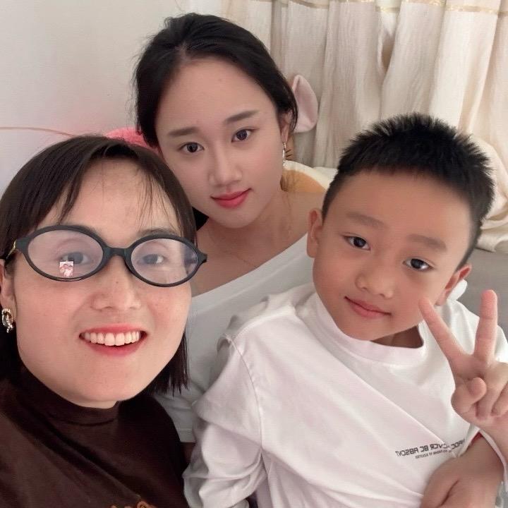 家有俩宝  欢乐多💞💞