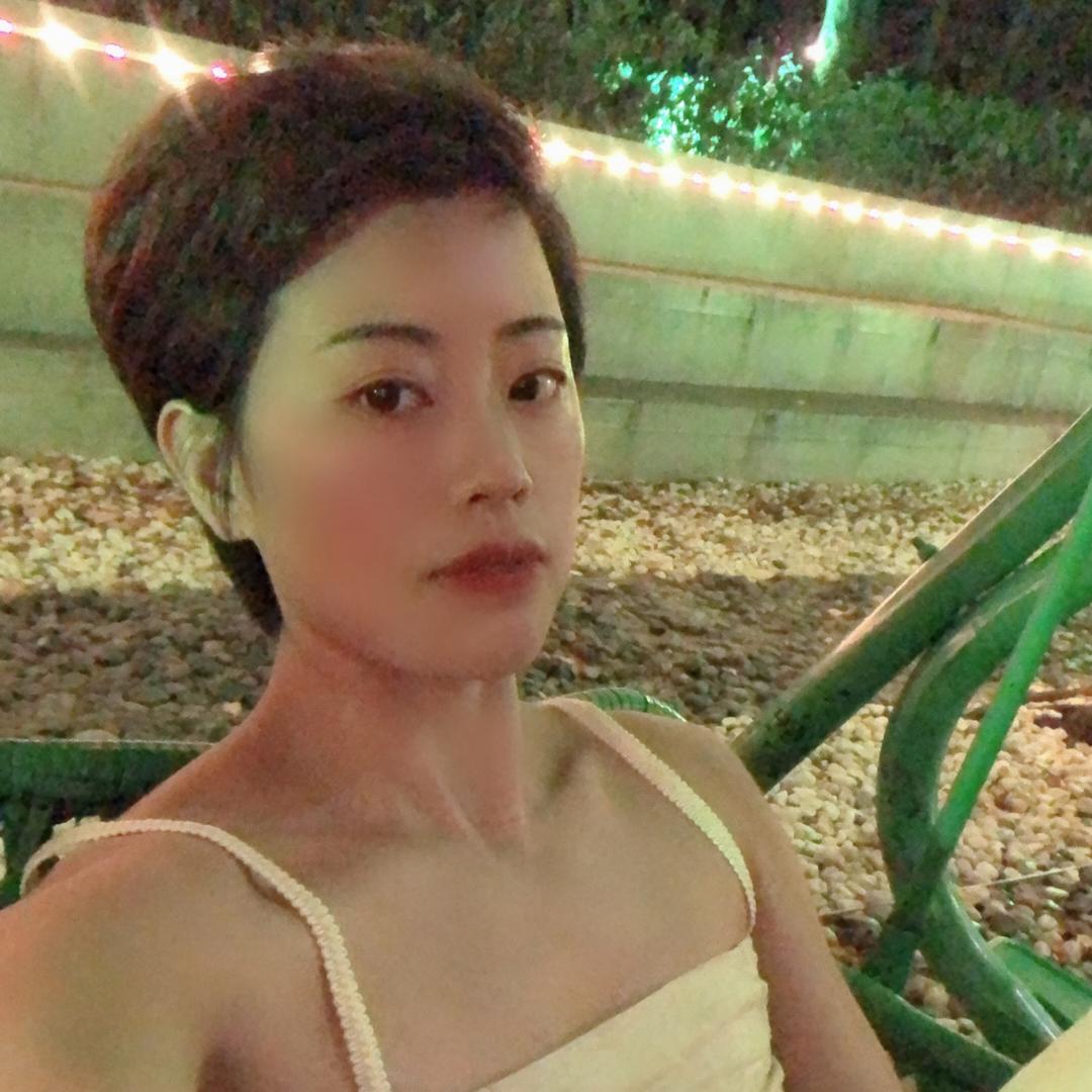 郝郝爱瑜伽