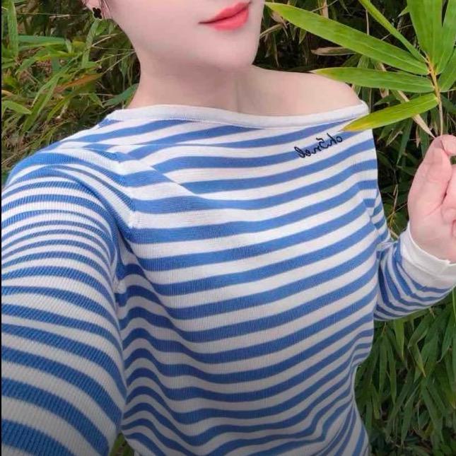 绯红冰丝T