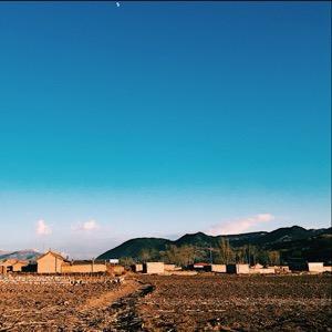 龙船人海鲜～兰丽兵