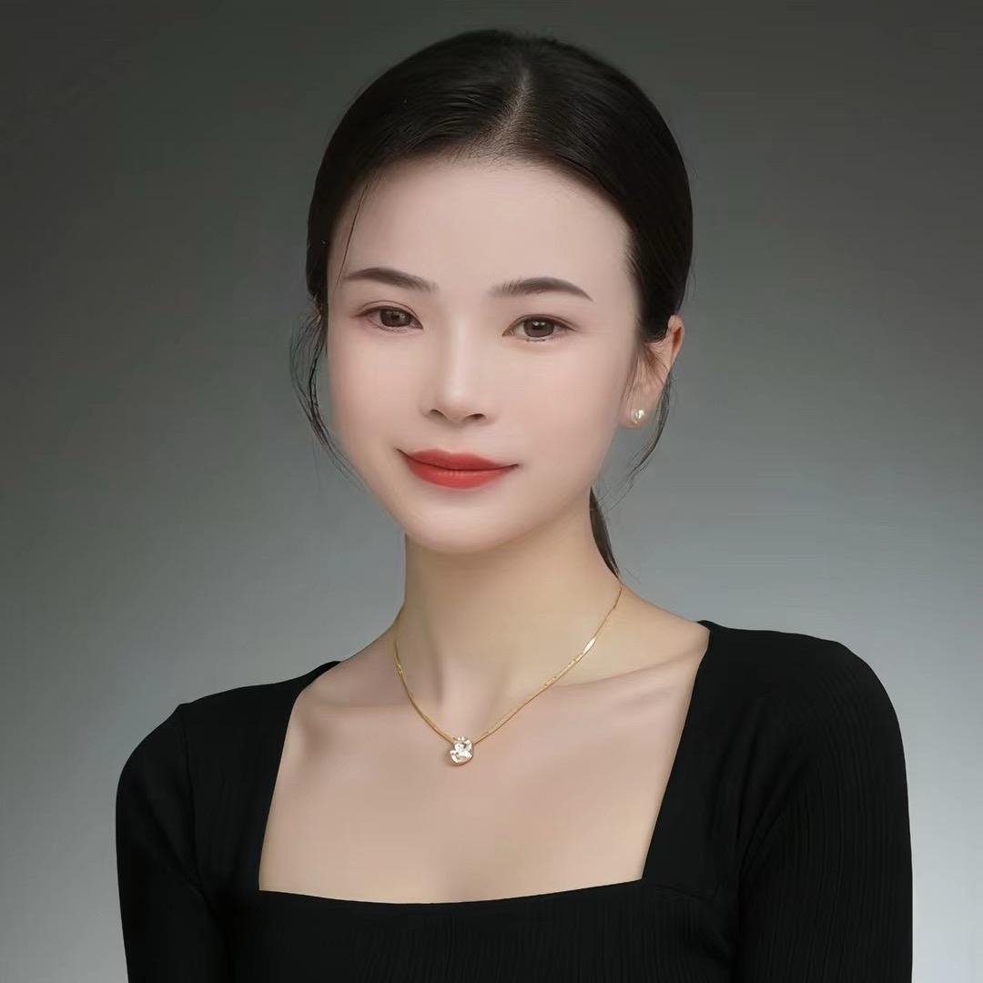 小焦在丰南摆摊卖大牌零食