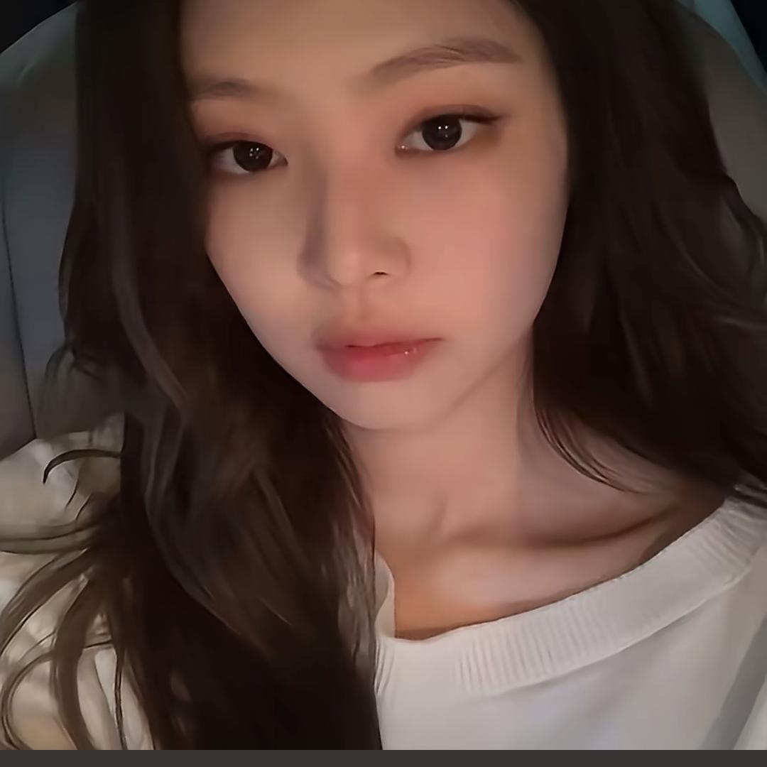 张婧仪🍑！