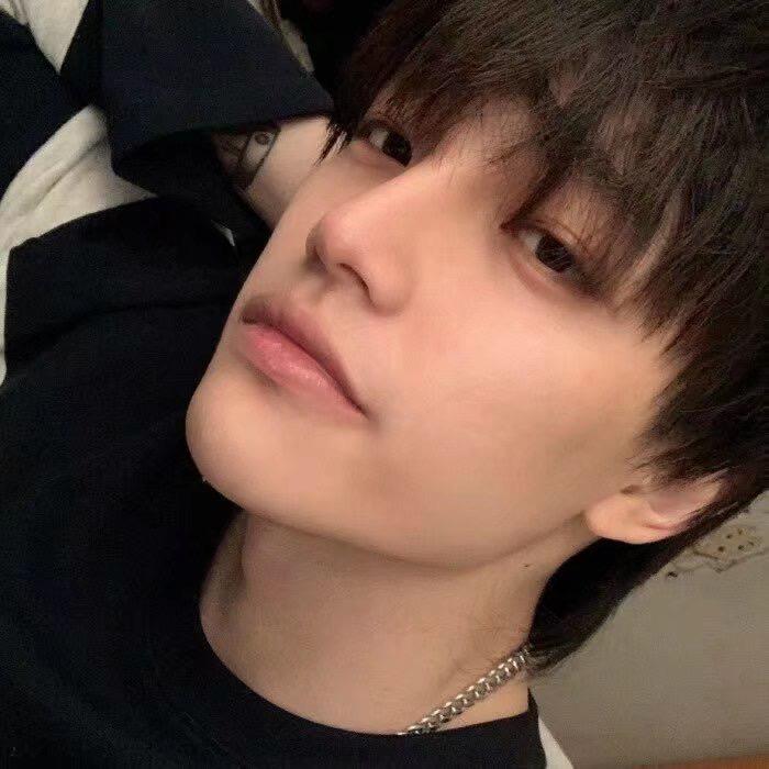 林钰.