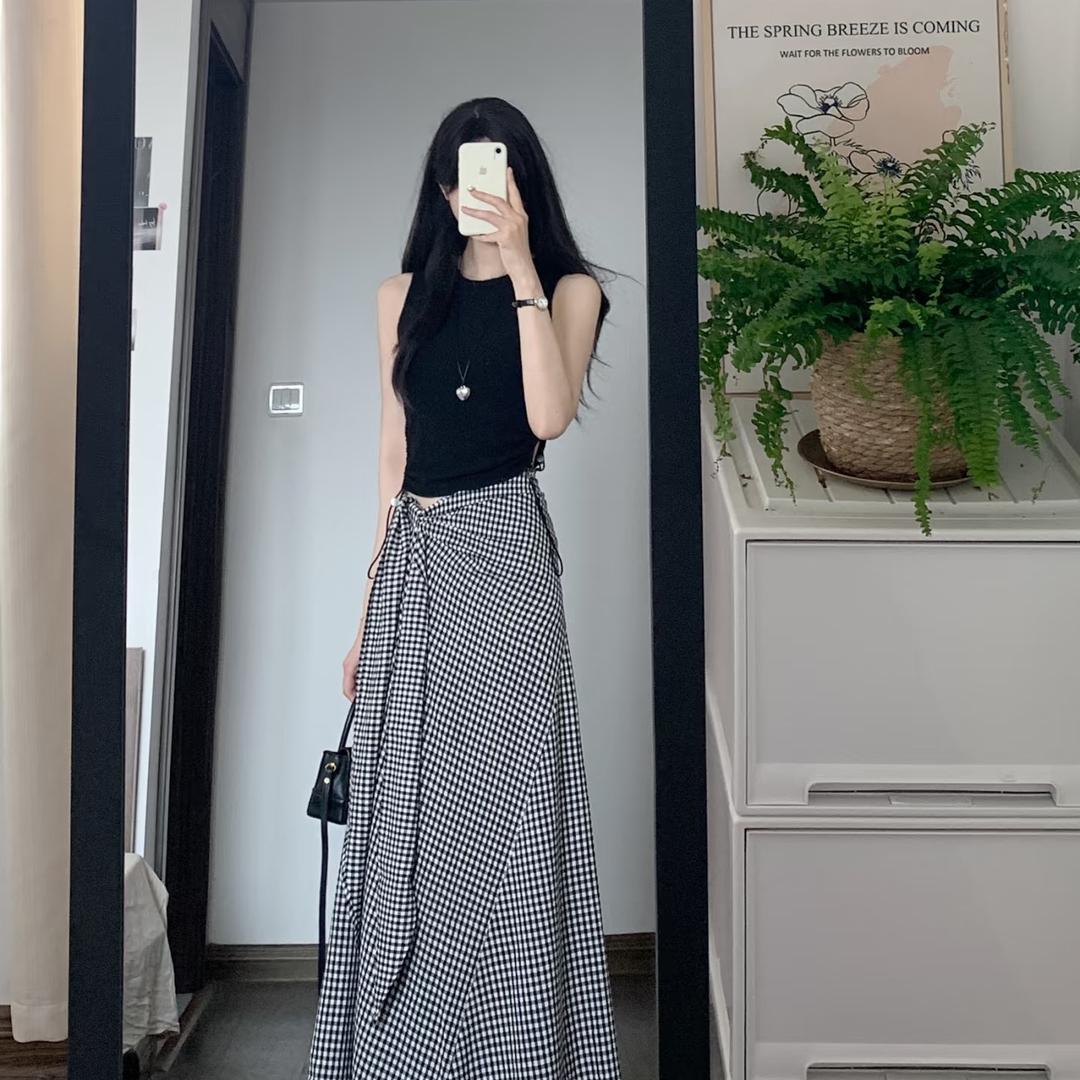 江梅时尚女装店