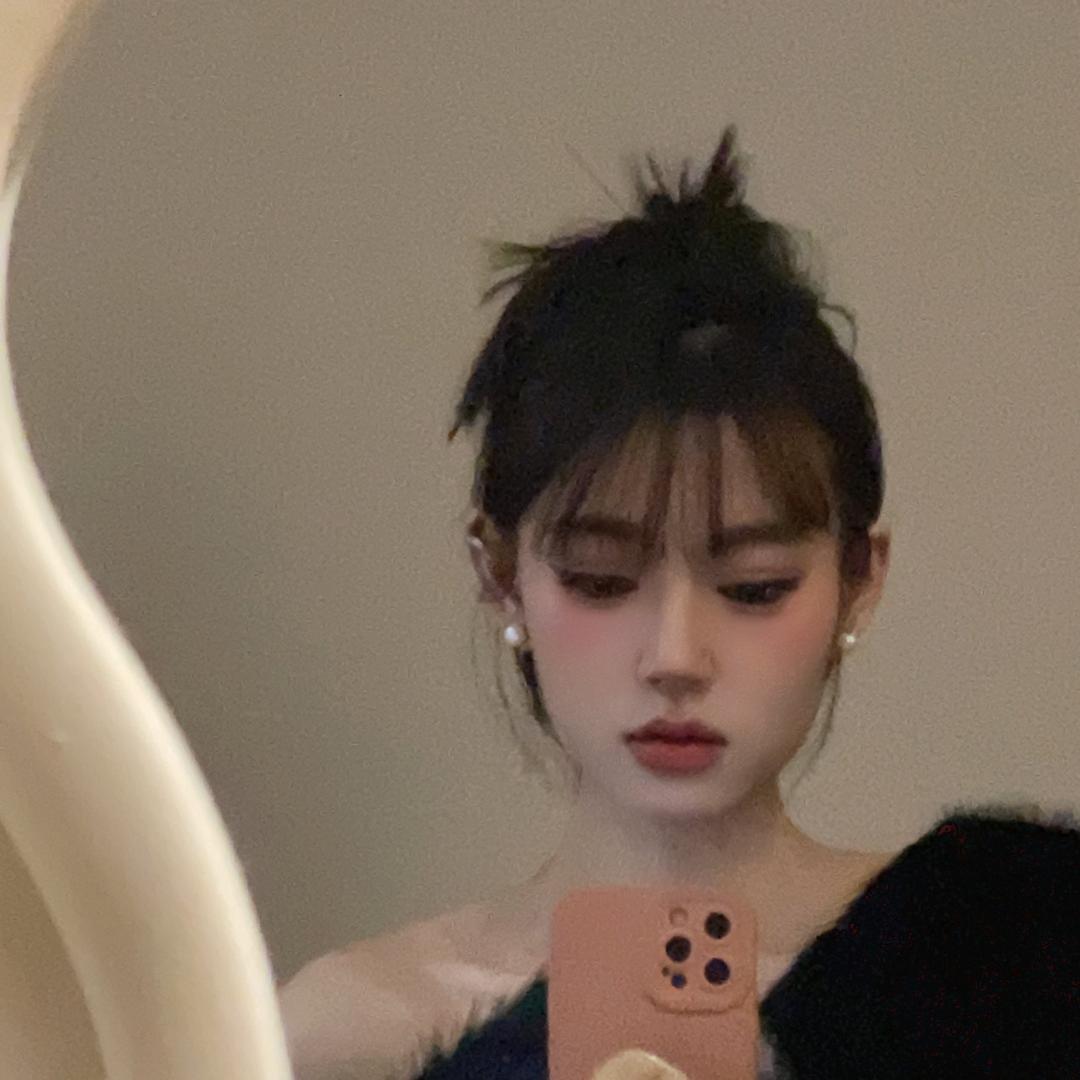 小阿月🌙（爱唱歌版）