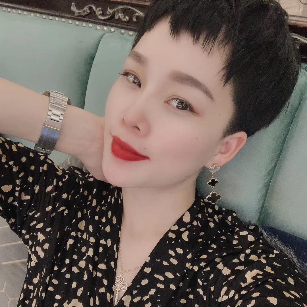 杏茗服饰女装