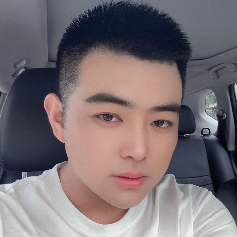 平 凡