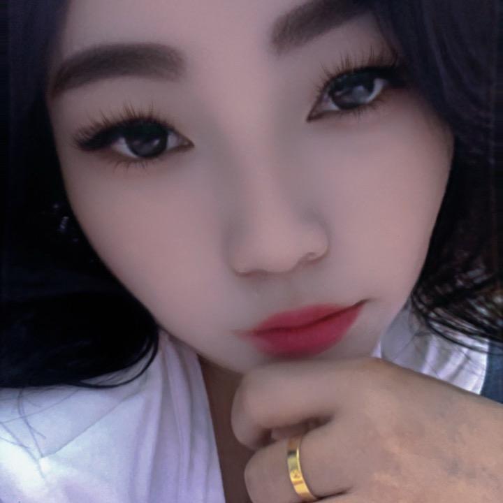 燕子服饰