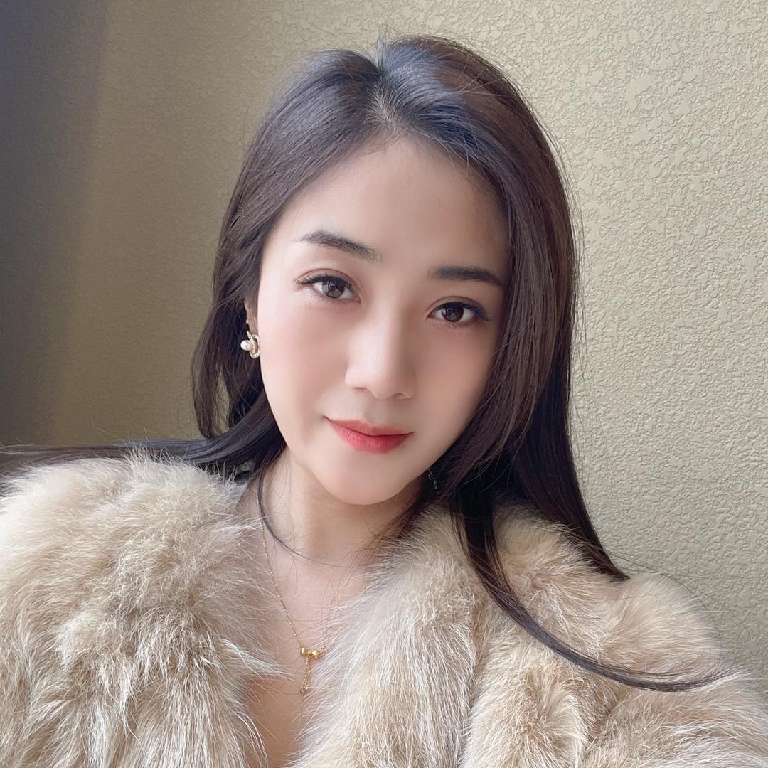💕艾雯