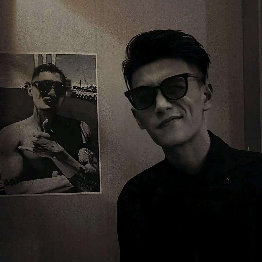yi,