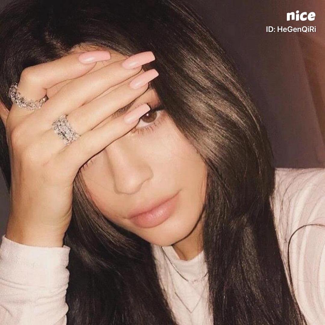 𝐇𝐞𝐆𝐞𝐧𝐐𝐢𝐑𝐢.