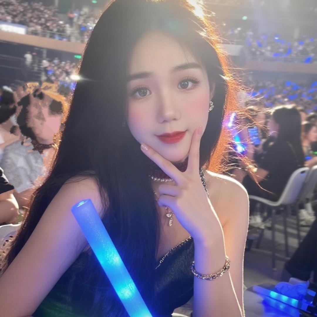 素素💫