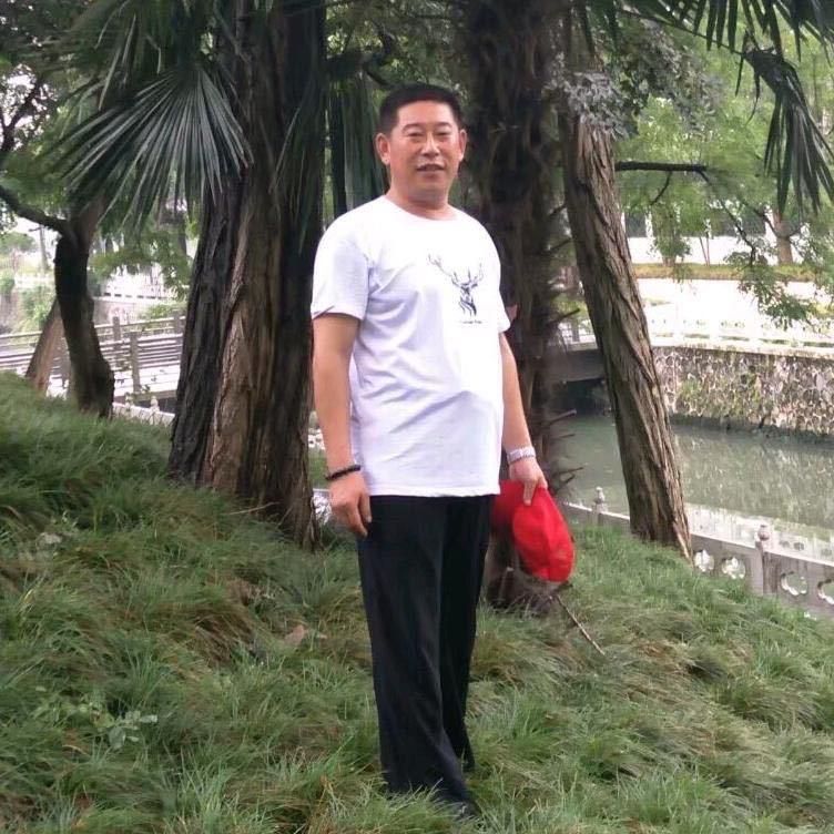 安丘老吕智能锁 防盗门 车库门