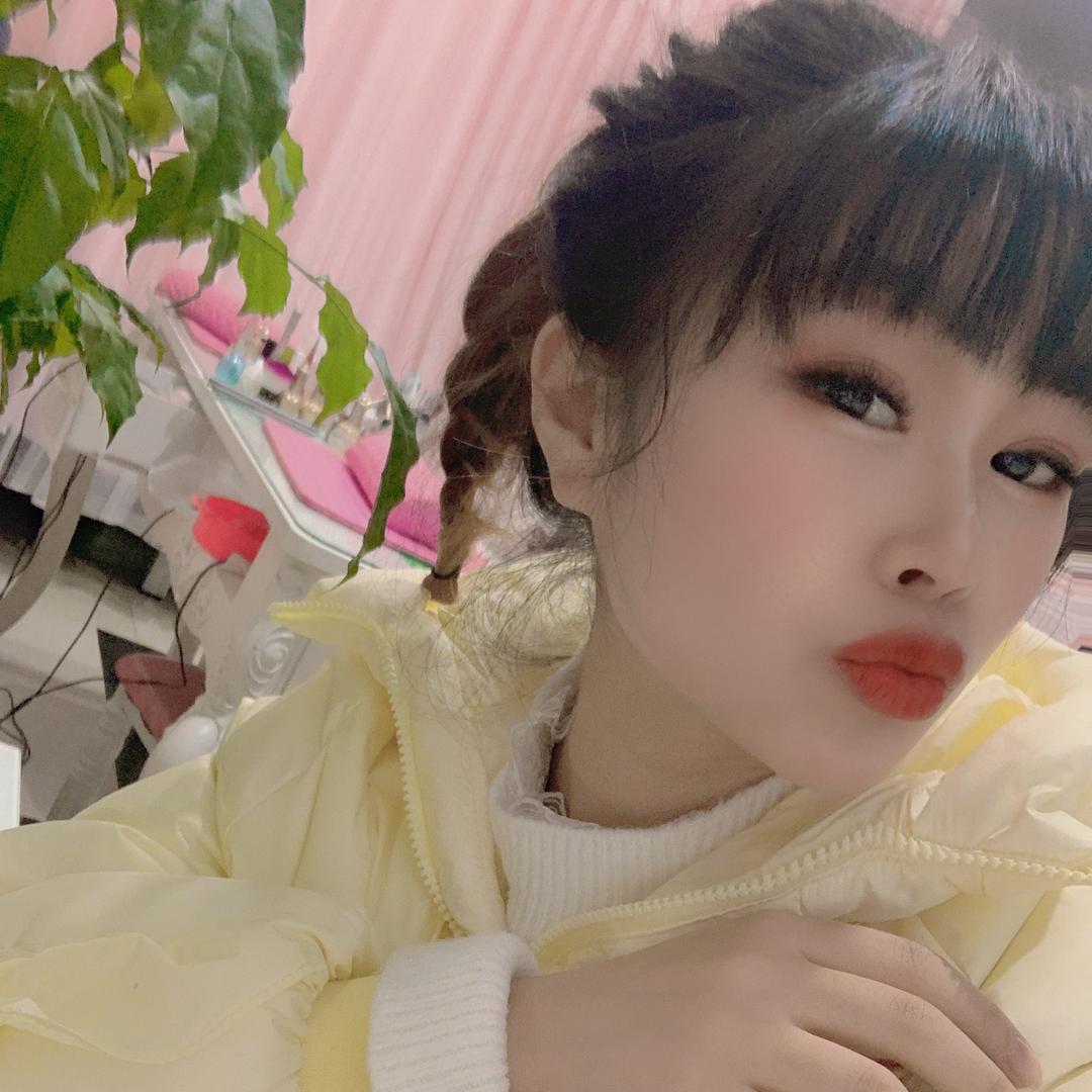 威远县闺蜜阁美容店