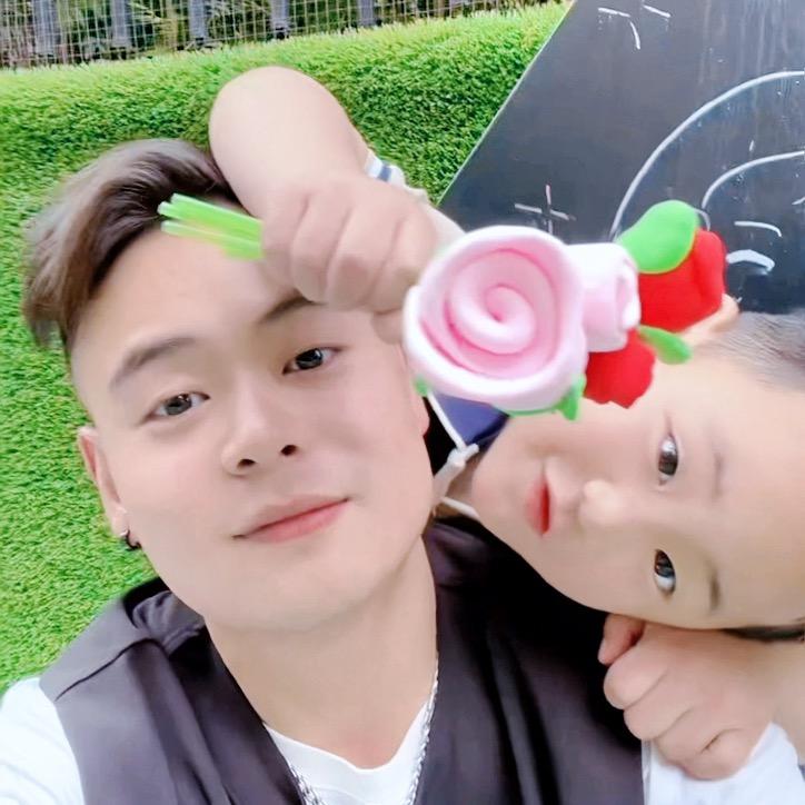 唐奕衡(地摊龙虾)