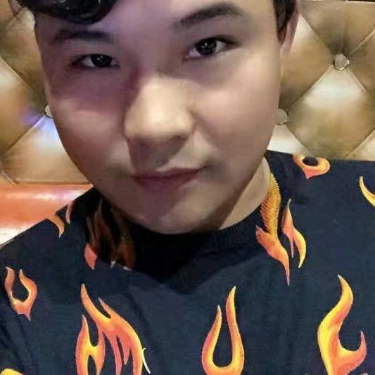 请叫我小陈