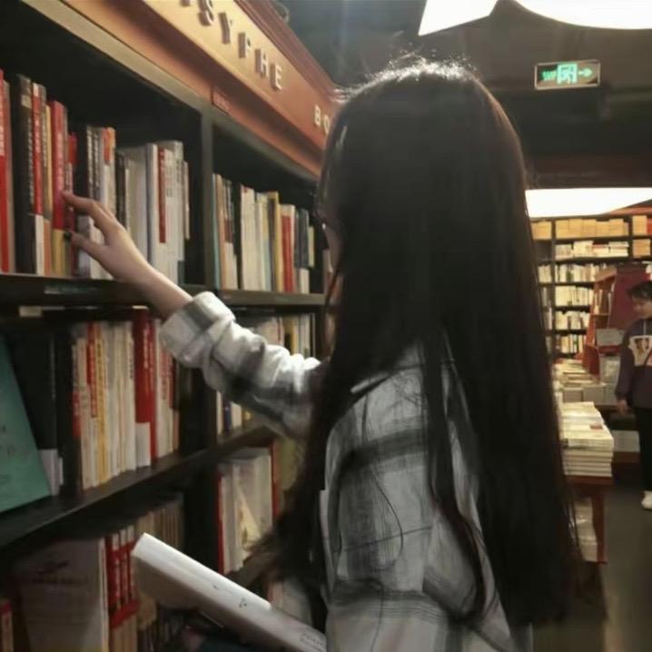 初鑫吖