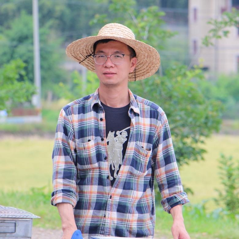 开农场的丁小明