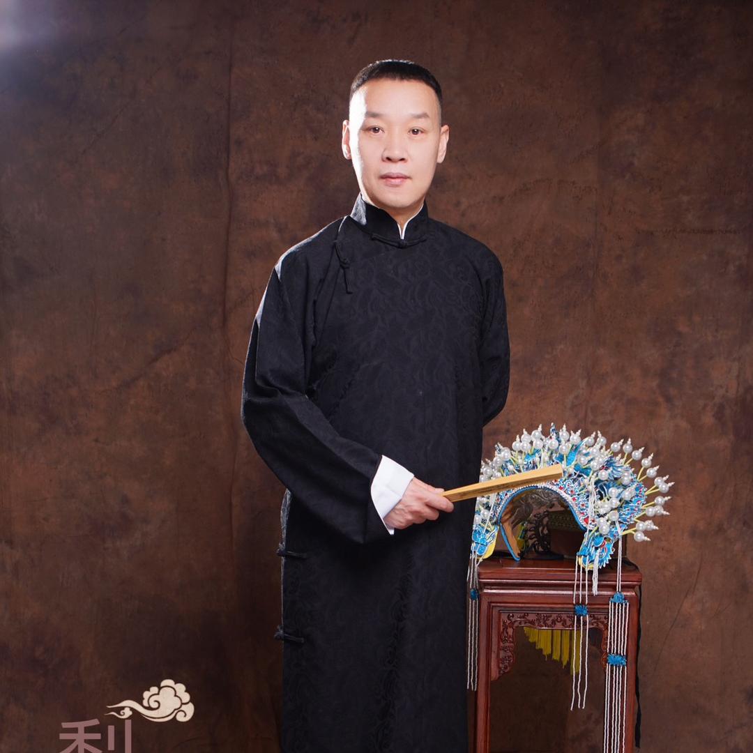 戏曲化妆师王永斌