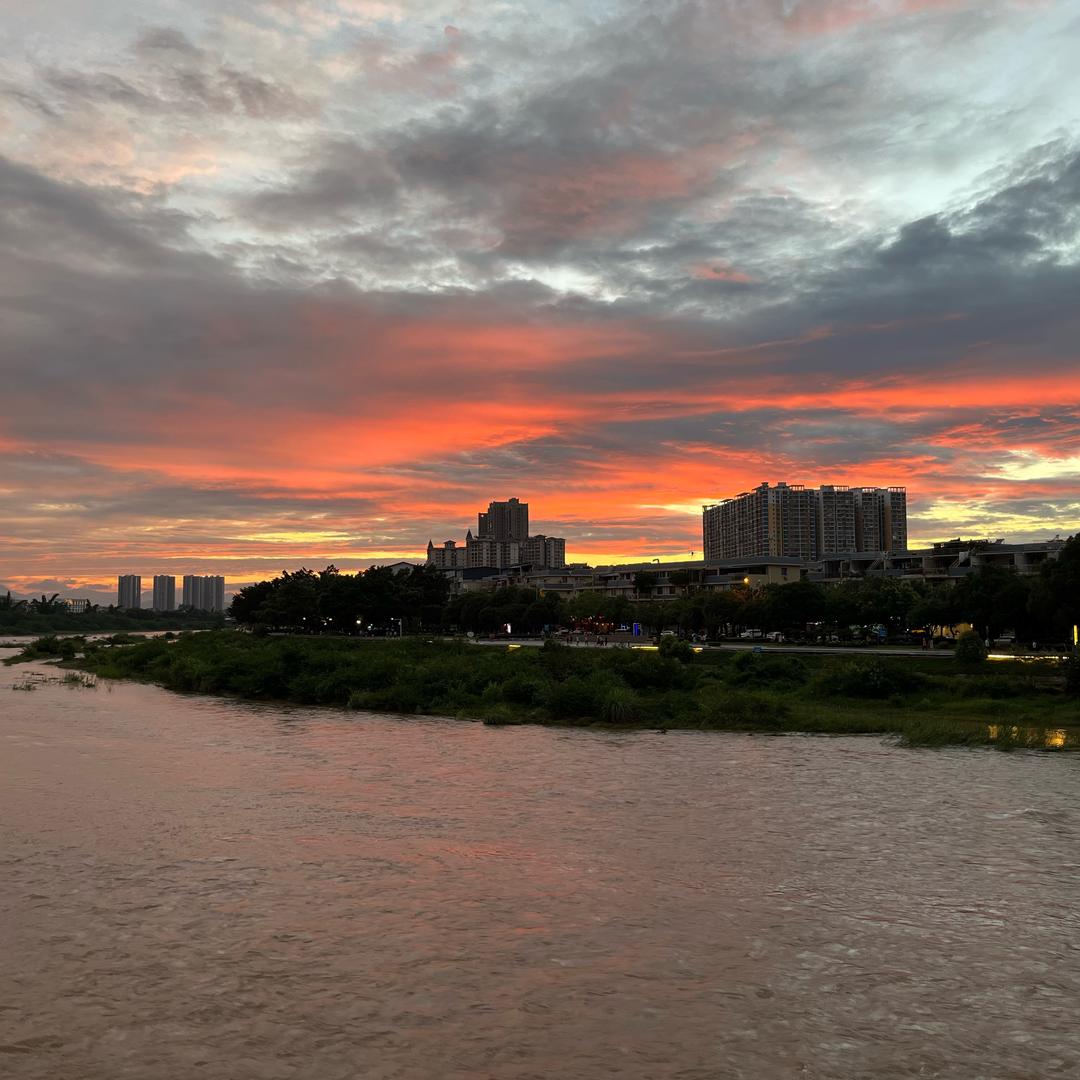 无限风光在险峰