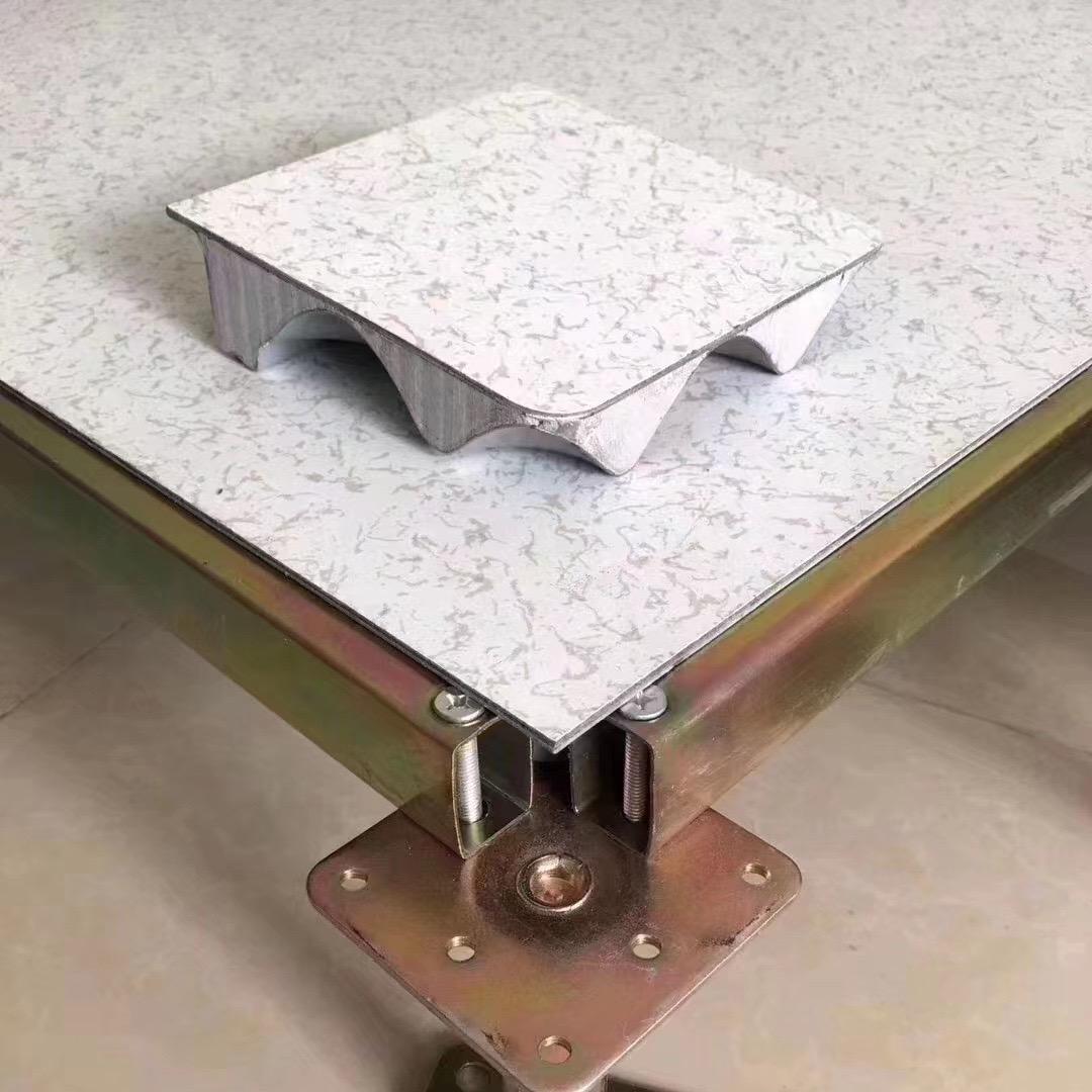 恒亿泰防静电地板冬冬