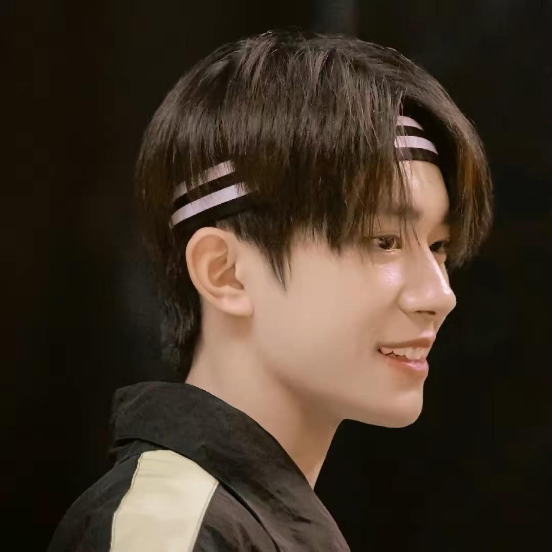 易先生的追星女孩