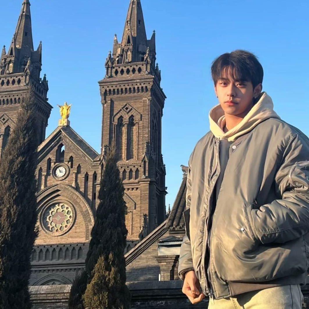 崔崔🧏🏼‍♂️