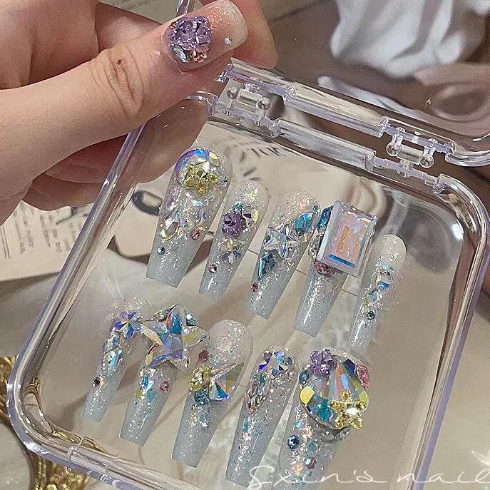 v唯佳?+