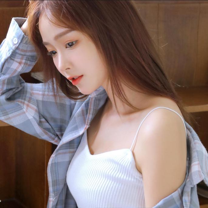 罗明莱Covef丫头