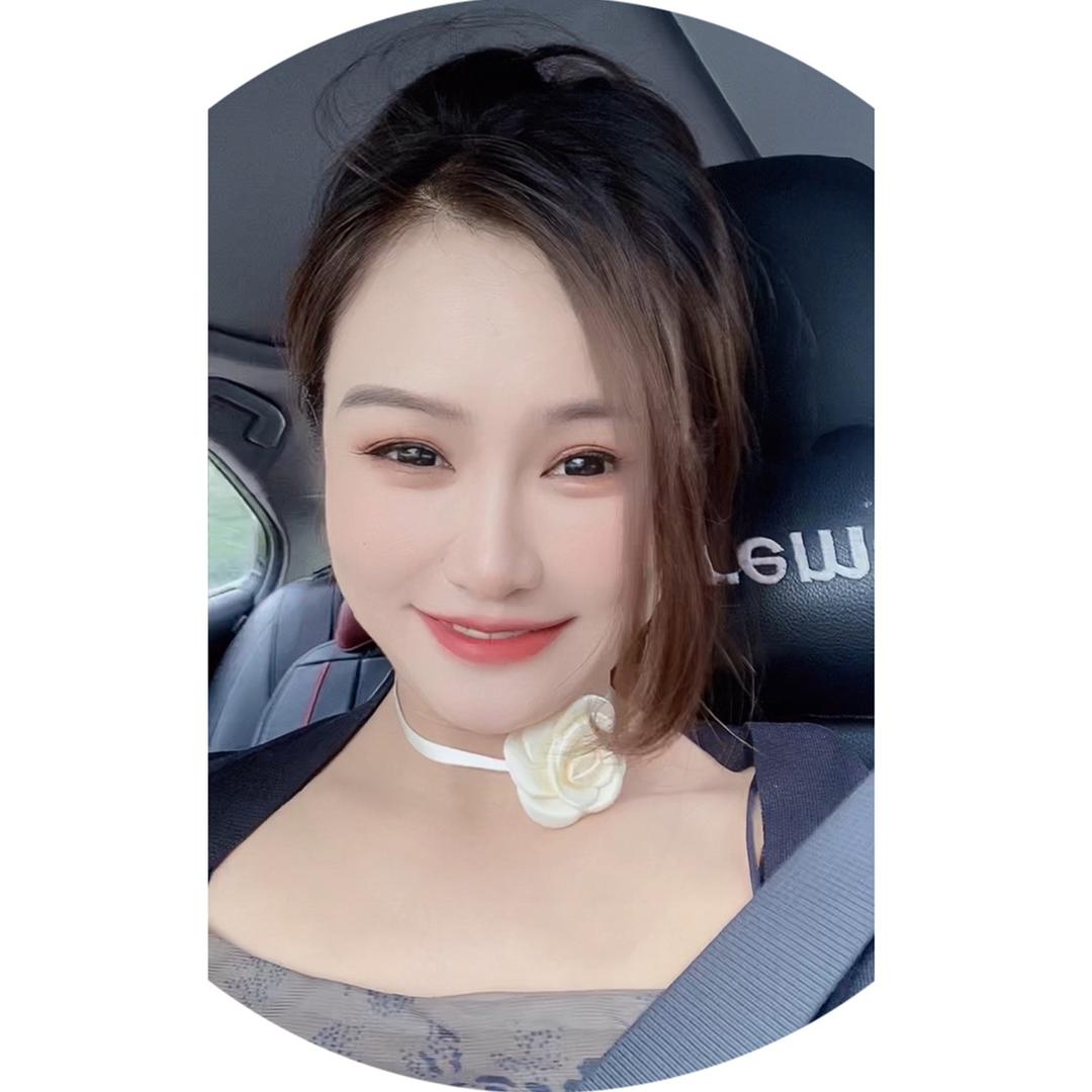 赵大苗(爱礼服饰)