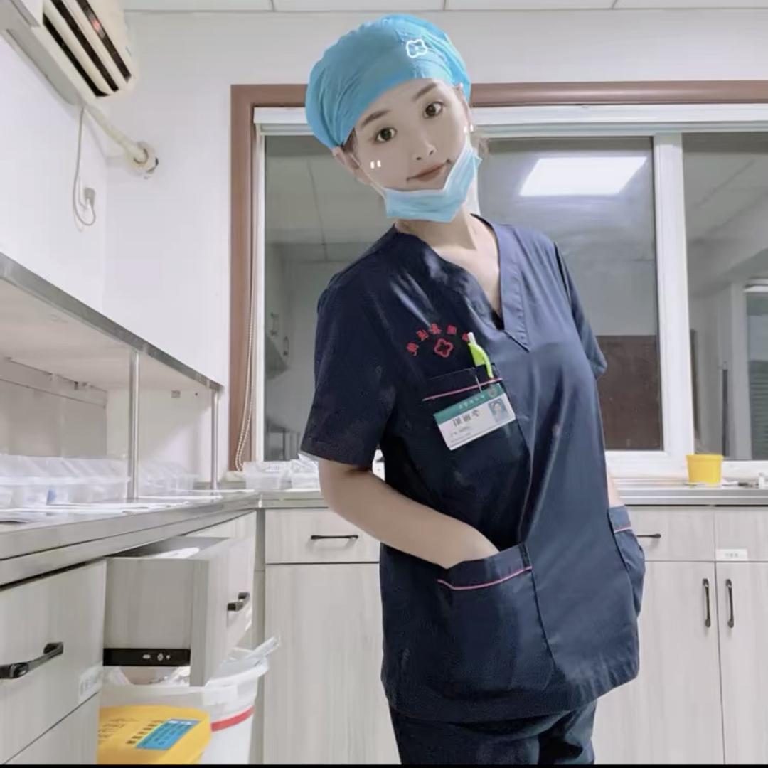 小小妞（护士）