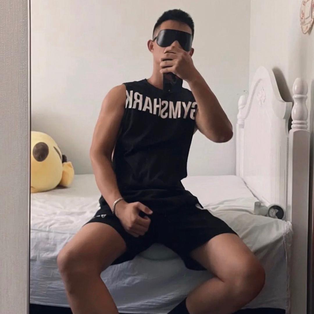 Mr.康少
