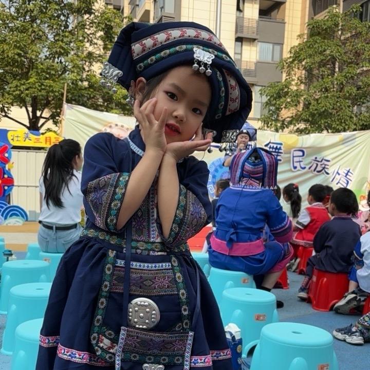 茶哥与猪妹妹