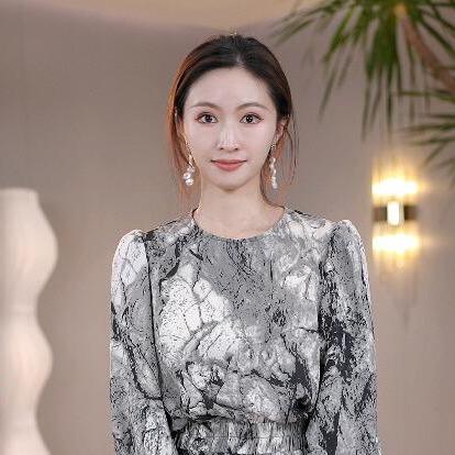 PRISTINEL轻奢女装