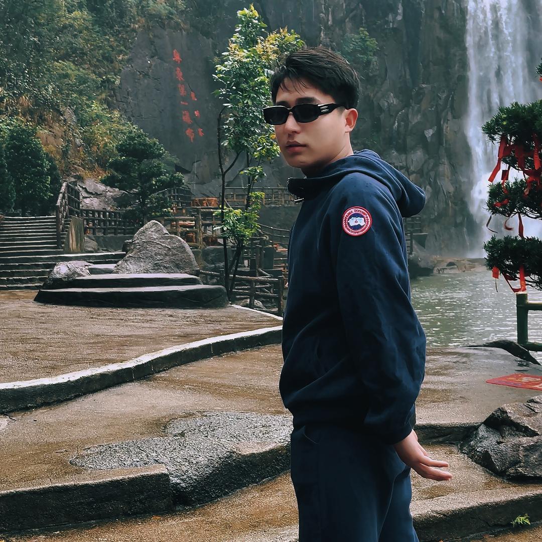 潮州教武术的大圣教练