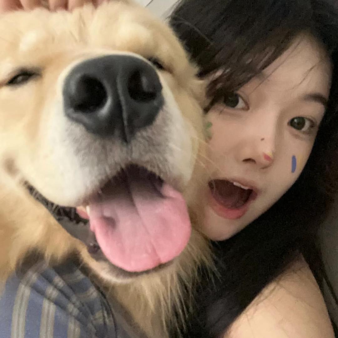 睡醒还是好困Zᶻ