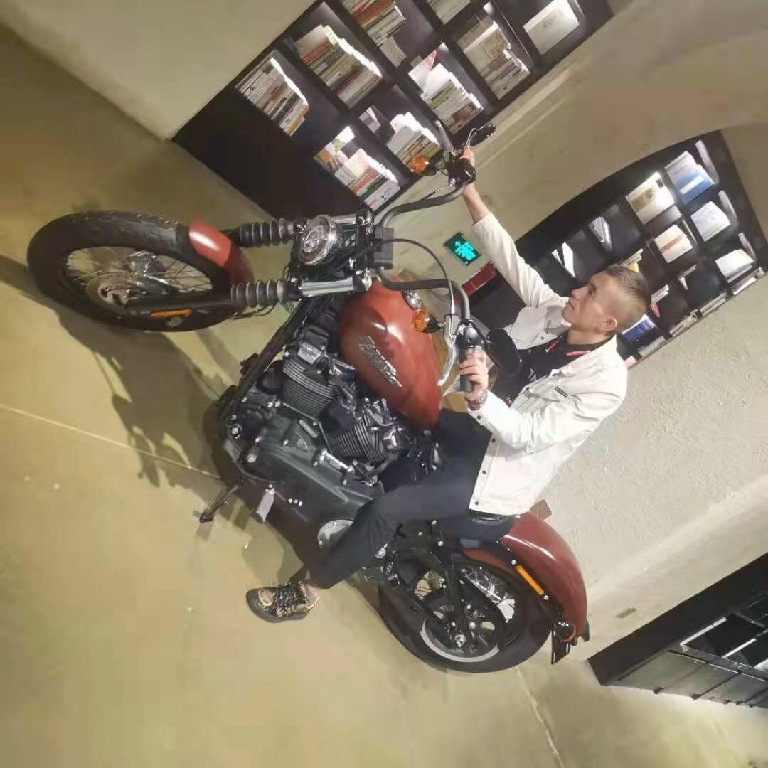 闪电雕