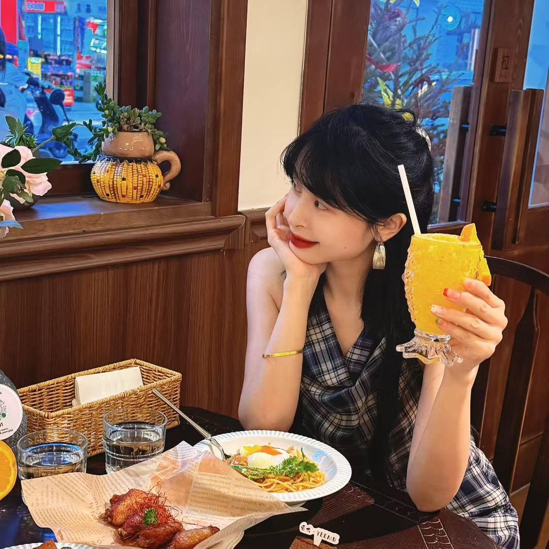 奶糖🍬少女