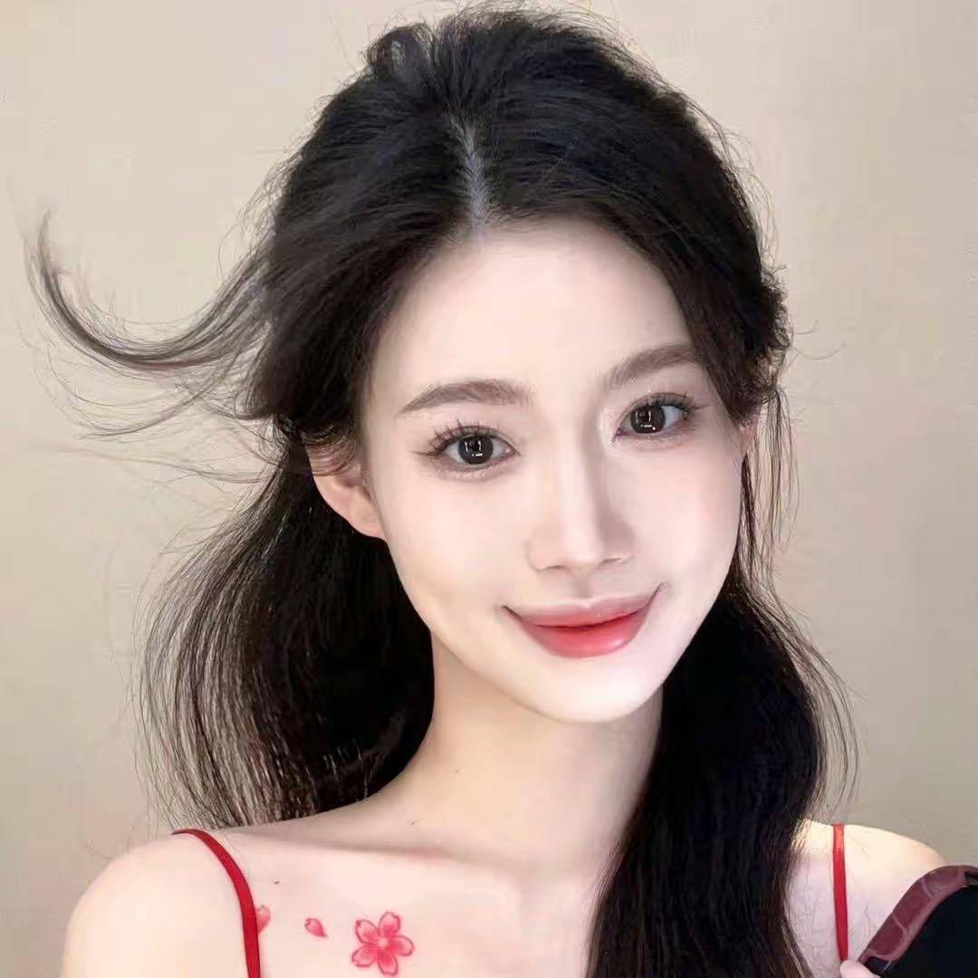 岑七喜服饰