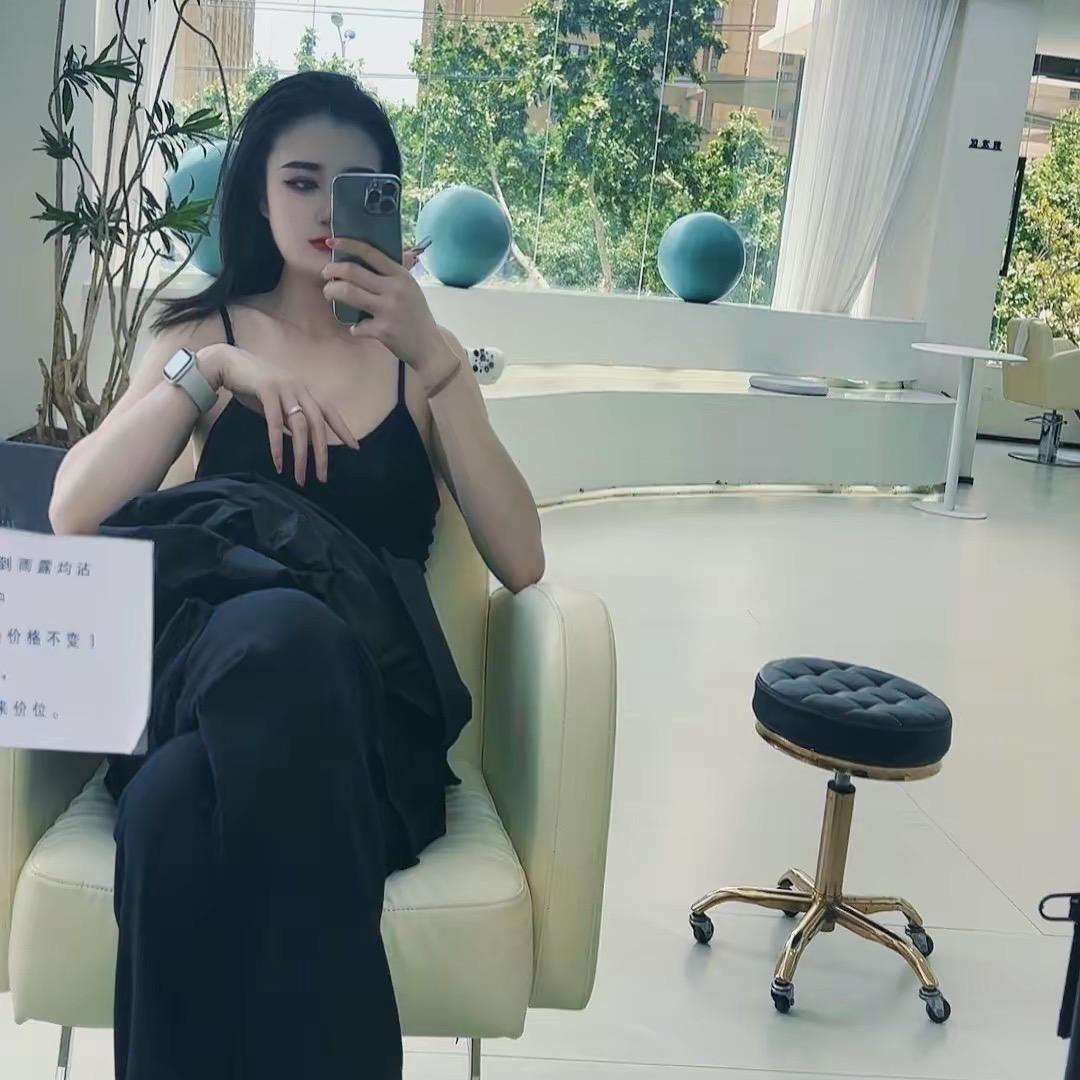 @. D