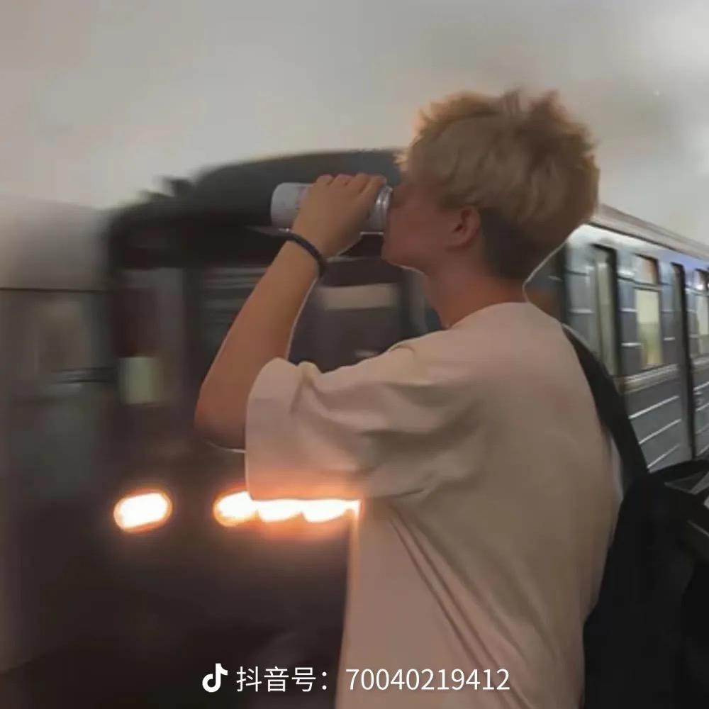 不做梵高