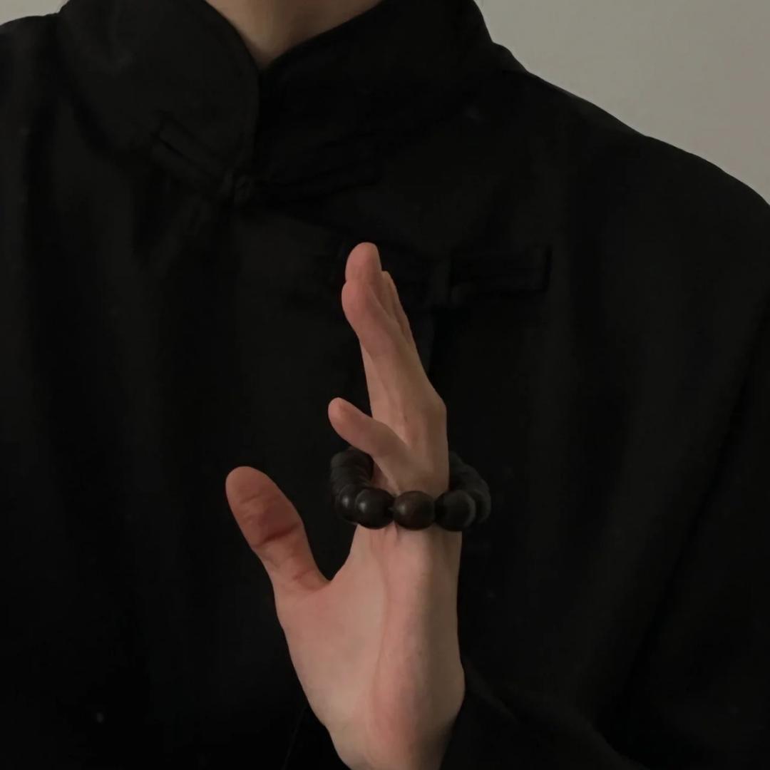 叁月白羊的箱包