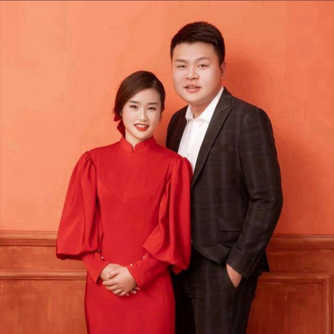 川味小夫妻直播返场