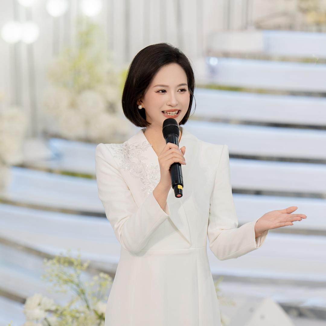 主持人钟玮【氛围场 品质档】