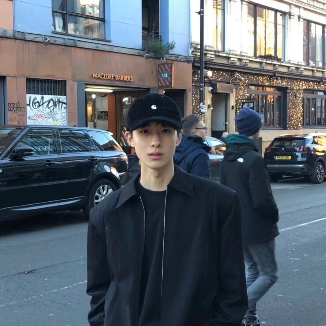 ⠀⠀⠀  ⠀⠀⠀