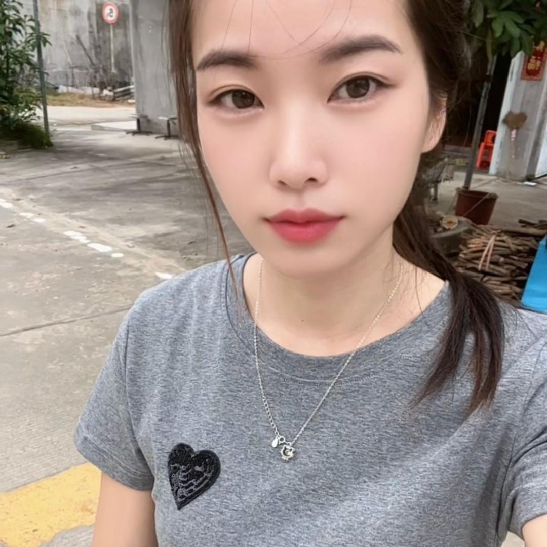 六月