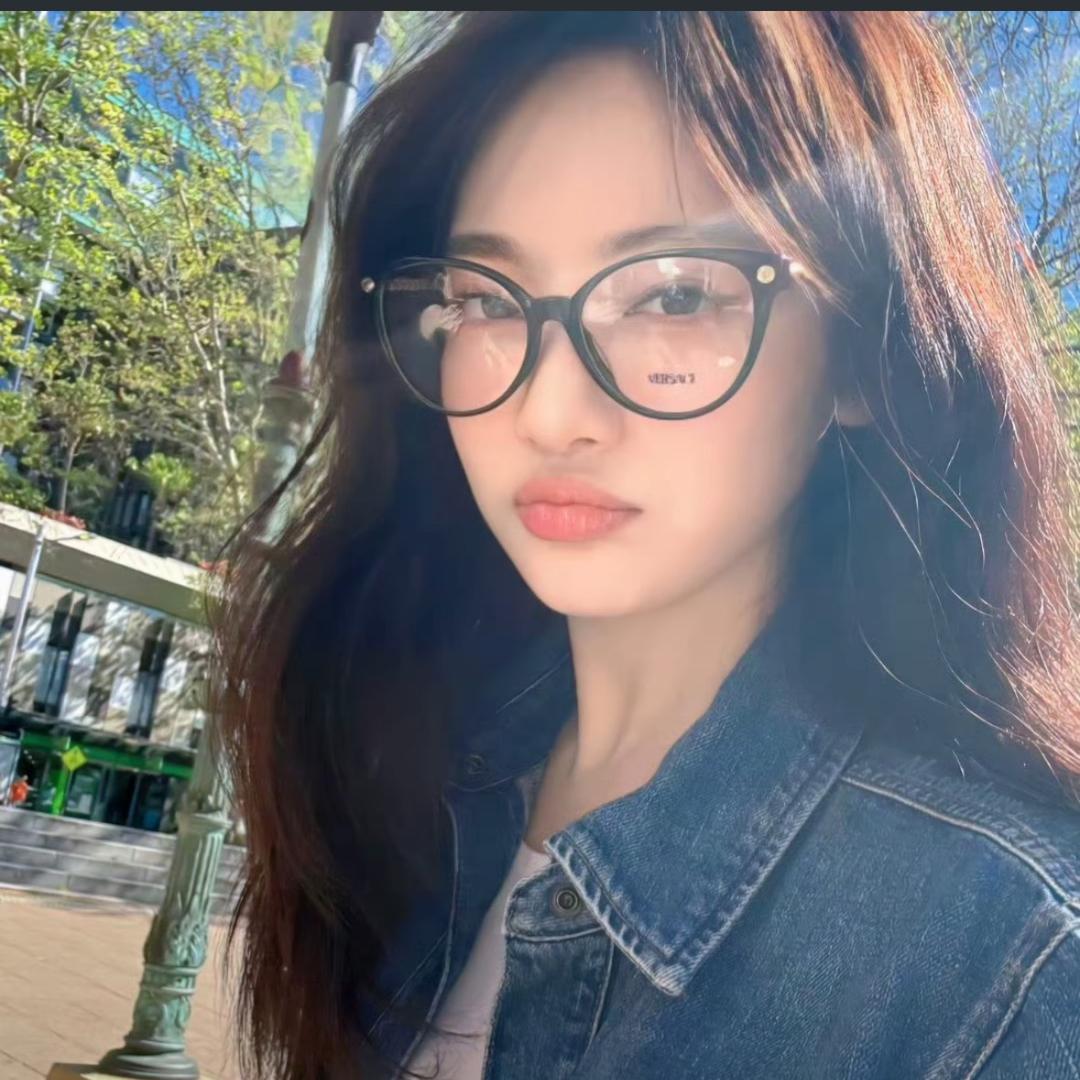 yyyi_a