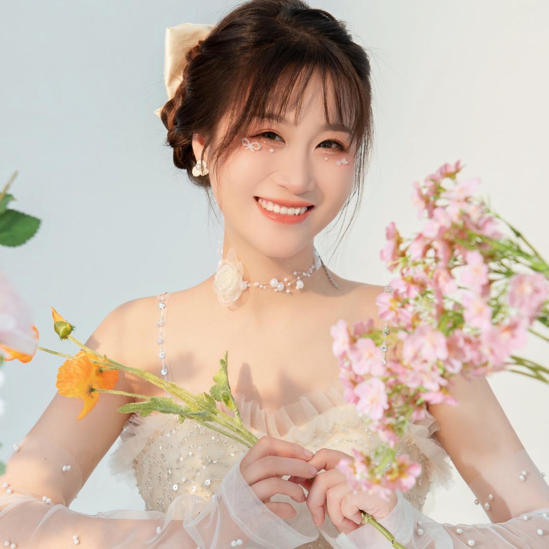 苗苗吖
